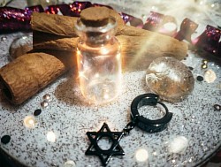 Boucle d'oreille étoile couleur ébène en acier inoxydable 6.50e LIVRAISON INCLUSE a partir de 2 Articles